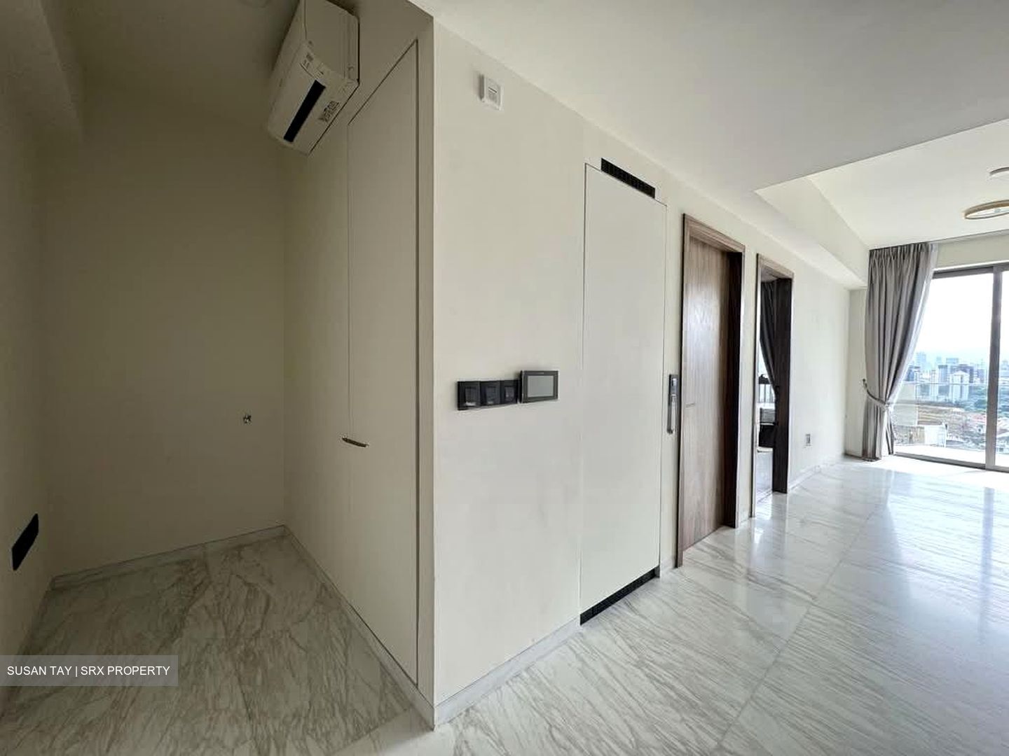 Coastline Residences (D15), Apartment #576810321